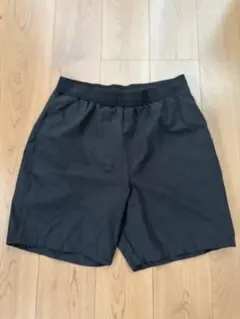 ファミマ　ショートパンツ くろ　黒　Mサイズ
