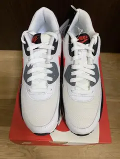 NIKE AIR MAX 90 ESSENTIAL