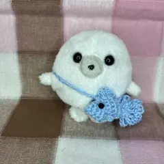 金魚ポーチ水色　ミニビーンズ　アザラシ　イルカ　ぬい活　ぬい服