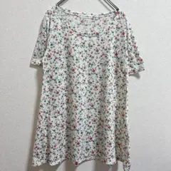 a.v.v standard アーヴェヴェ　半袖花柄　総柄Tシャツのサムネイル