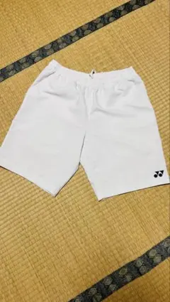 YONEX ホワイト ショートパンツ Lサイズ