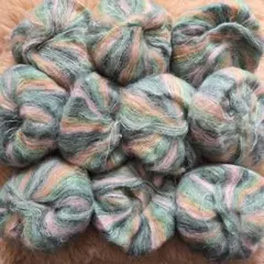 リ*ィ様 【新品未使用】極細　マルチカラー　毛糸　10玉　250g