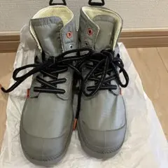 パラディウム　ハイカットスニーカー　SP20 HI WP+　gray 23cmのサムネイル