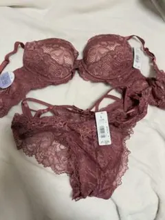 - 値下げ済 aimerfeel 脇高ブラ C70➕L