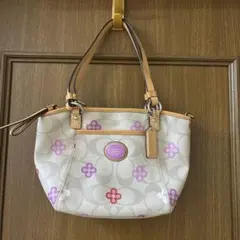 【良品】コーチ　2way　ショルダーバッグ　PVC　シグネチャー　花柄　斜め掛け