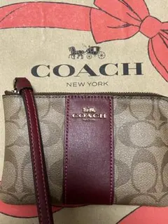 COACH ベージュ ワインレッド ポーチ