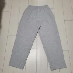 ジーユー　パフスウェットキャロットパンツ　グレー