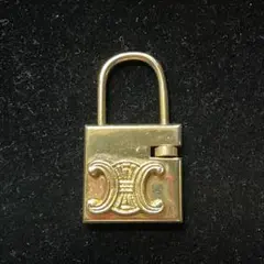 Item thumbnail for item 24751579-7897-4ab9-a984-5af2b7e2767c