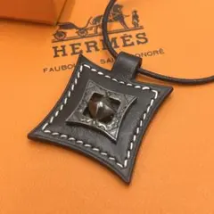 【未使品】エルメス トゥアレグ ネックレス チョーカー ブラック 箱付き 2025年最新】トゥアレグ エルメス チョーカーの人気アイテム - メルカリ