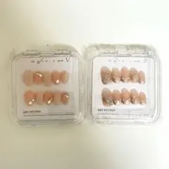 ネイルチップ ワンホン ピンク ベージュ ラメ パールストーン 2点セット