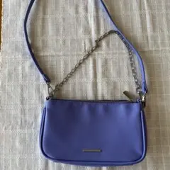 Bershka ミニショルダーバッグ　紫
