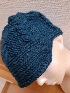 ケーブル編みウール混紡ニットキャップ