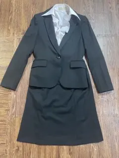 LES MUES ブラックリクルートスーツ