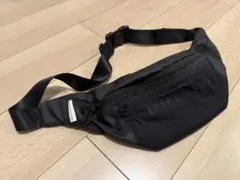 ビームス　ボディバッグ