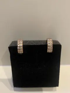 新品未使用 キラキラ ストーン ピアス ／ワンタッチ式／両耳用