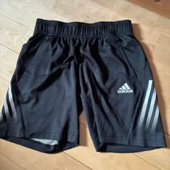 adidas 黒 ショートパンツ メッシュ