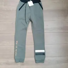 裏起毛　ズボン　140