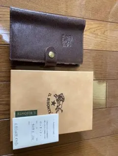 【最終値引き・早い者勝ち】新品未使用 イルビゾンテ 手帳カバー