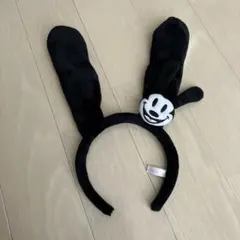 オズワルド カチューシャ キャラクター