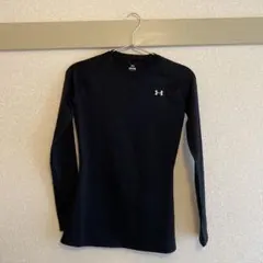 UNDER ARMOUR ブラック 長袖のサムネイル