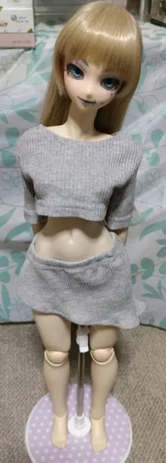 ハンドメイド　オビツ50cm用　トップス＋スカートセット