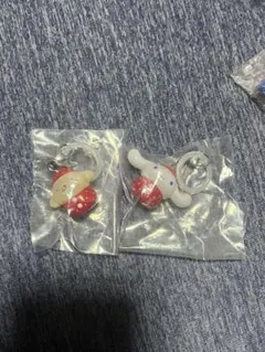 サンリオ　いちご　めじるしアクセサリー　プリン　シナモン