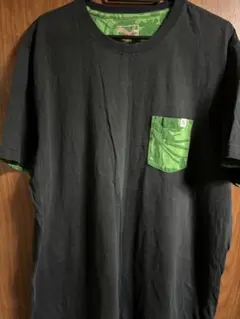Puma 黒 Tシャツ 緑ポケットT