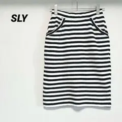 SLY 膝丈タイトスカート　白黒ボーダー　総ゴム