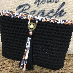 送料無料★タッセル付きクラッチバッグ