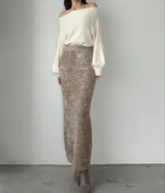 Louere シャギーニットスカート ゴールドのサムネイル