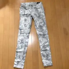 Azul スキニーパンツ☆