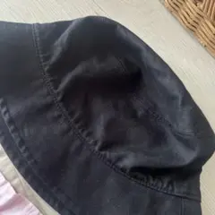 UNIQLO バケットハット ブラック　黒のサムネイル