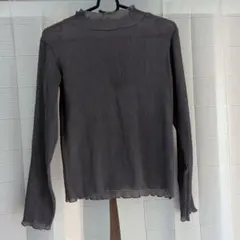 フリルネック Tシャツ