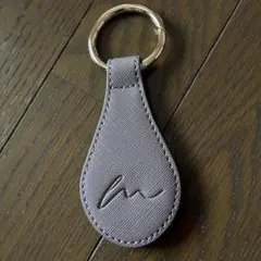 mumuロゴ入り キーホルダー グレージュ