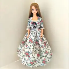 ジェニーちゃん服　ハンドメイド