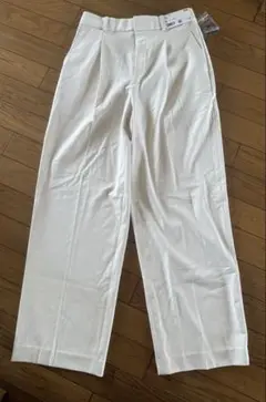 UNIQLO タックワイドパンツ Mサイズ