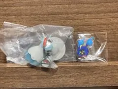 ポケモンセンター　ミニチュアトルソー　リーリエ&コスモッグ