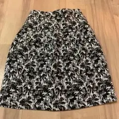花柄 フレアスカート バックジップのサムネイル