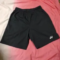 ヨネックスハーフパンツ 黒 ブラック サイズ М