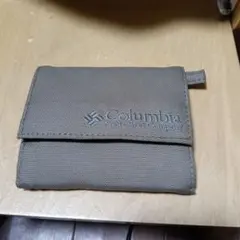 Columbia　折りたたみ財布のサムネイル