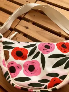 ユニクロバイマリメッコ　ショルダーバック