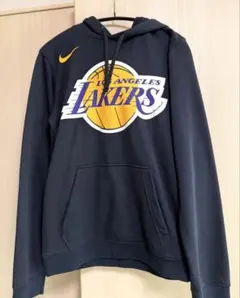 NIKE LOS ANGELES LAKERS パーカー