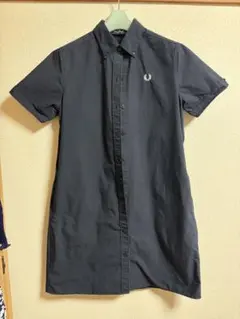 FRED PERRY ノースリーブ ワンピース ネイビー UK10 - メルカリ