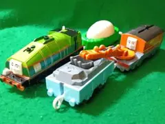 プラレール トーマス　ゲイター&マリオン　出品① おまけ付き