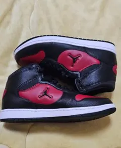 JORDANのサムネイル