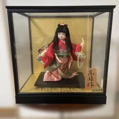 日本人形 市松人形 みやび ガラスケース入り 着物 赤 鈴 ひな祭り