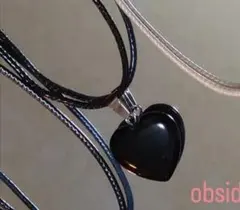 オブシディアン 風の石ハート型ネックレスユニセックス