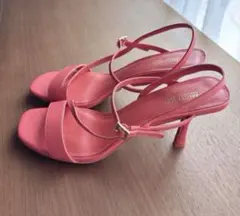 美品【MICHAEL MICHAEL KORS】サイズ7.5 ピンクサンダルのサムネイル