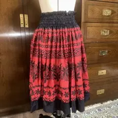フラダンス用スカート リバーシブル可パウスカート赤と黒 花柄約71cm