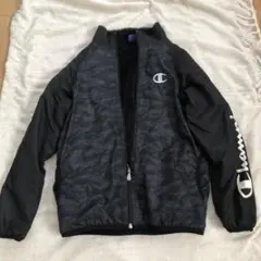 Champion ブラックジャケット 150、フード付きトレーナー